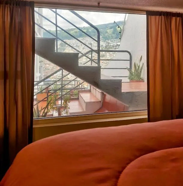 The Temple, Quito Bed & Breakfast